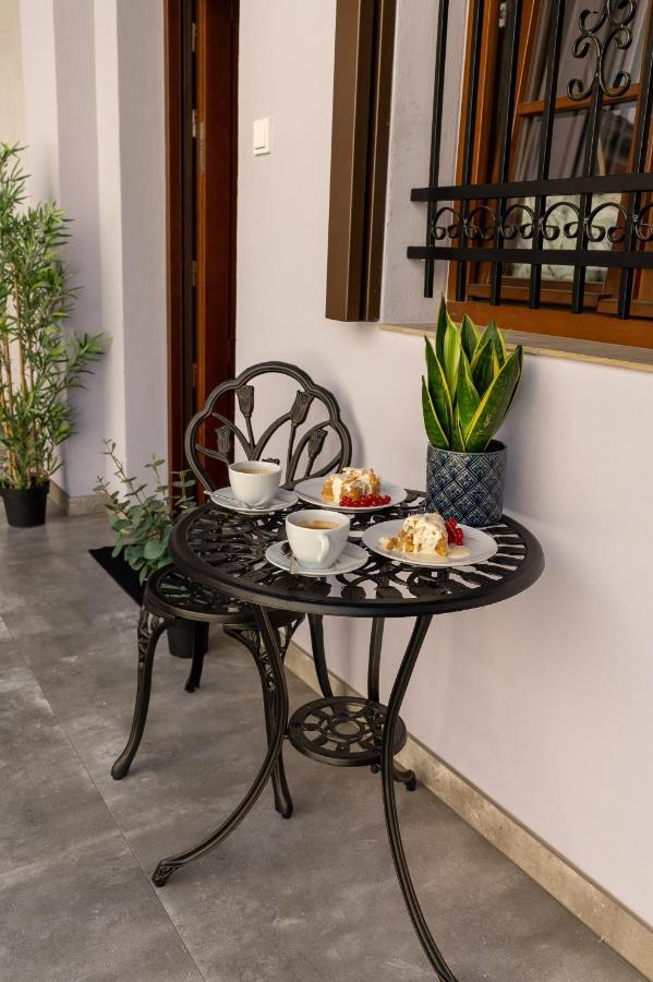 Jacuzzi Apartment Main Square คราคูฟ ภายนอก รูปภาพ